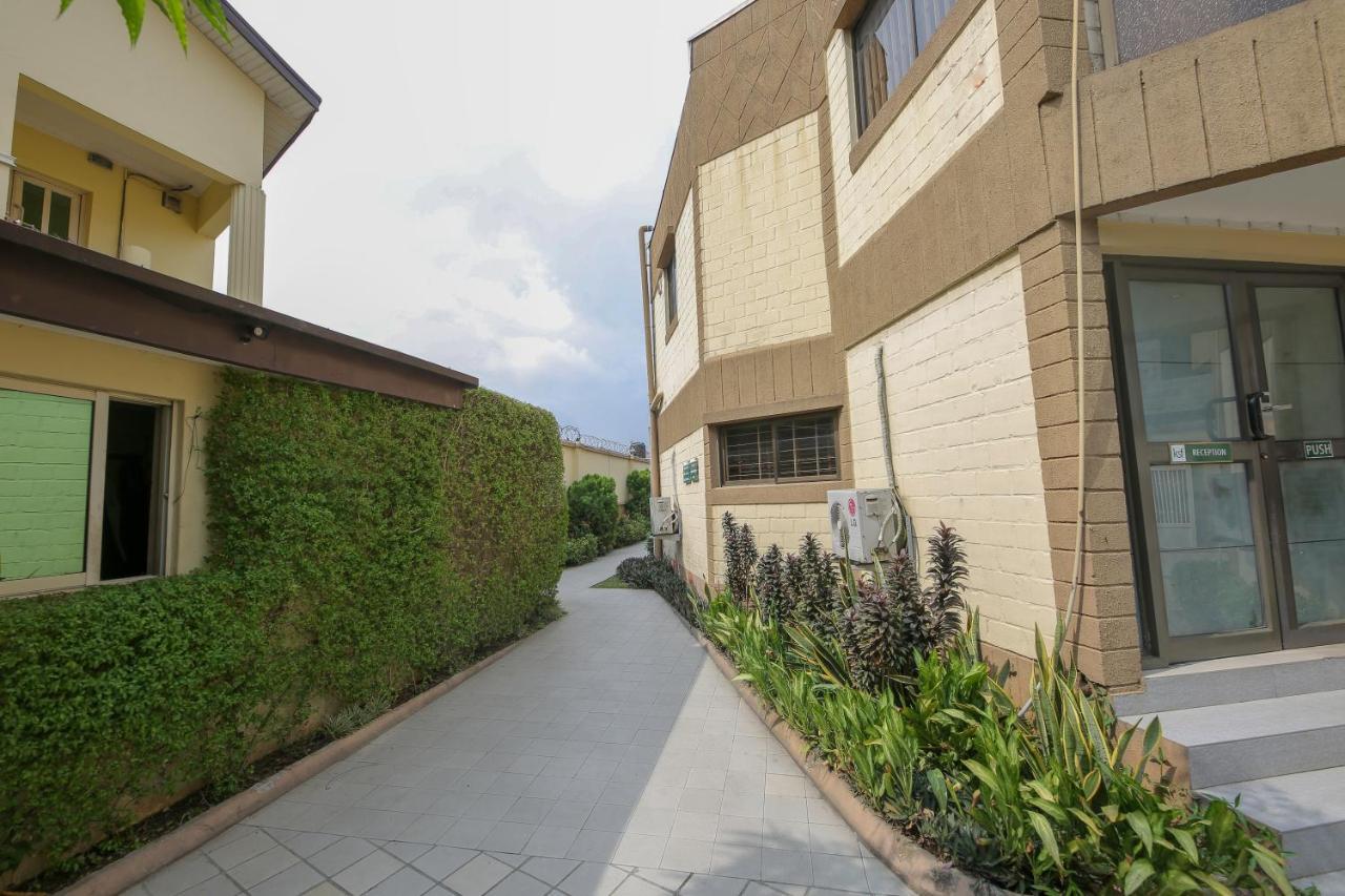 Ksf Place Alaka Lagos Exterior foto